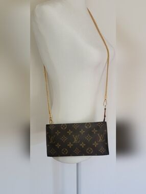 Authentic Louis Vuitton Monogram Pouch
